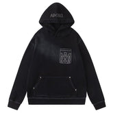 outline-pocket hoodie