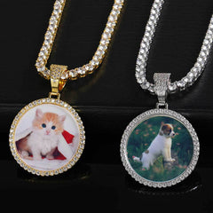 Men's Small Round Frame Pendant Necklace