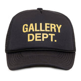 Caps