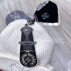 CH Letter Pattern Knit Hat