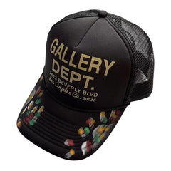 Caps