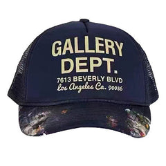 Caps